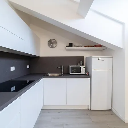 Intrho Flat P.ta Romana Apartman Milánó