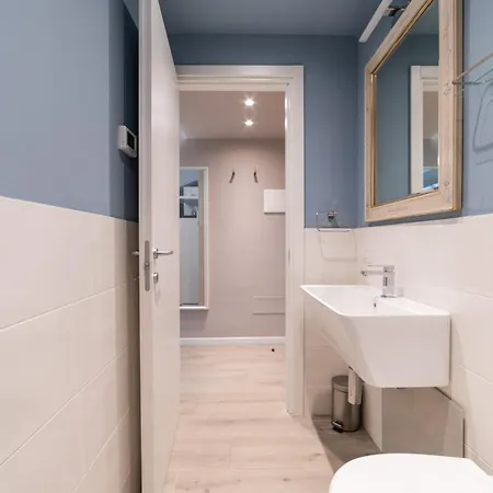 Apartament Intrho Flat P.ta Romana Mediolan